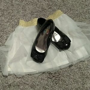 ❤BETH L.❤ Girls black dress shoes